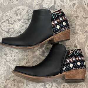 Roper Black and Multicolor Patterned Ankle Boots